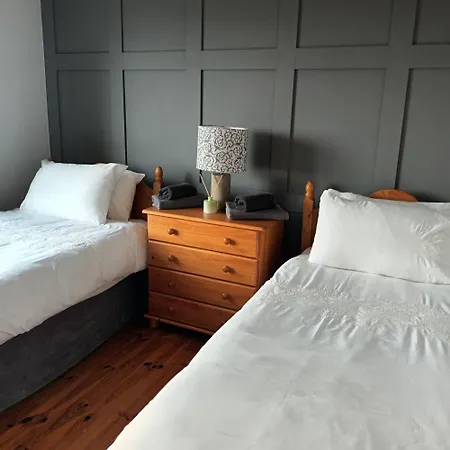 Hill House, Panoramic Burren Views, Ideal Location Prázdninový dům