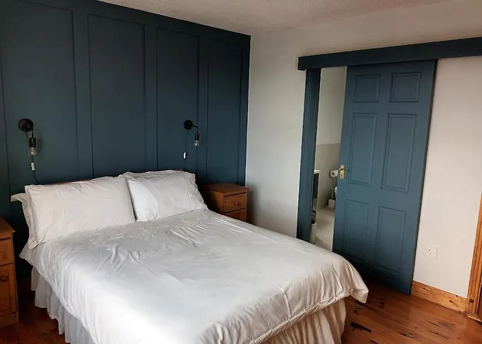 Hill House, Panoramic Burren Views, Ideal Location * Kilfenora