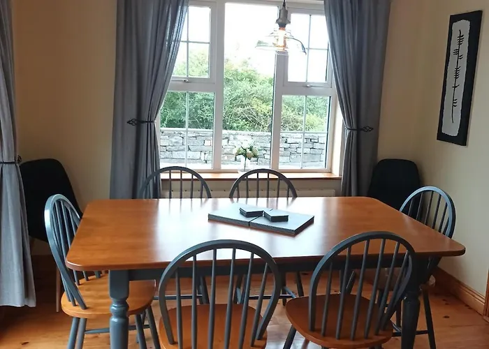 Hébergement de vacances Hill House, Panoramic Burren Views, Ideal Location Kilfenora