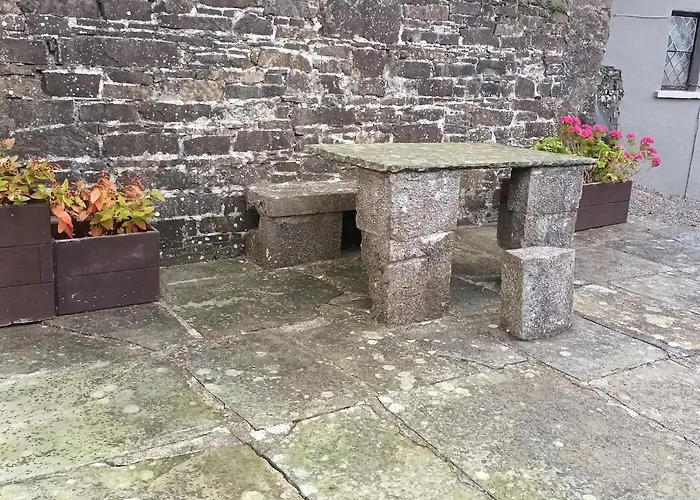 Hill House, Panoramic Burren Views, Ideal Location * Kilfenora